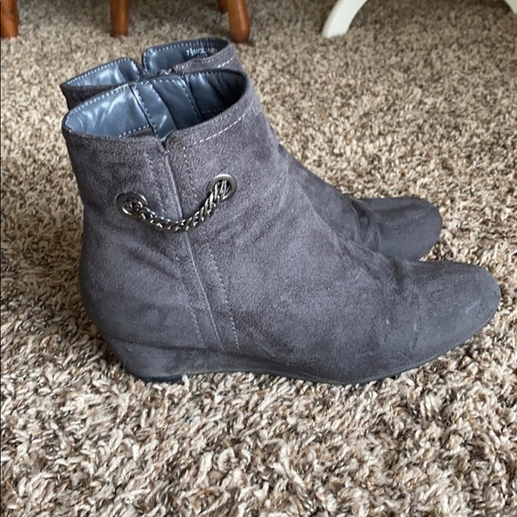 DSW Shoes - 🪴 3/$10 Grey ankle boots from DSW